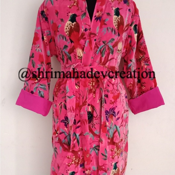 Bird of Paradise OFMD inspired robe - Picture 2 of 3